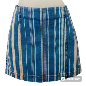 Wild Fable Women’s Size 0 Mini Denim Skirt Multi Color Striped Stretch Back Zip